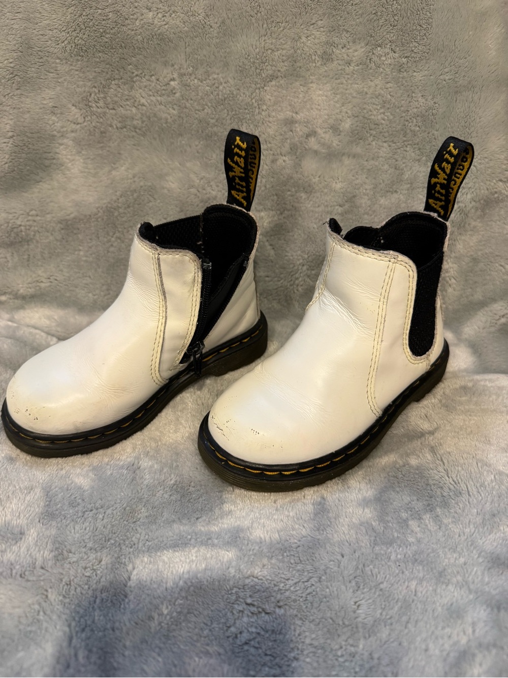 Dr. Martens Kids Boots | White Leather | Side Zip | Size US 8 Toddler Sizing